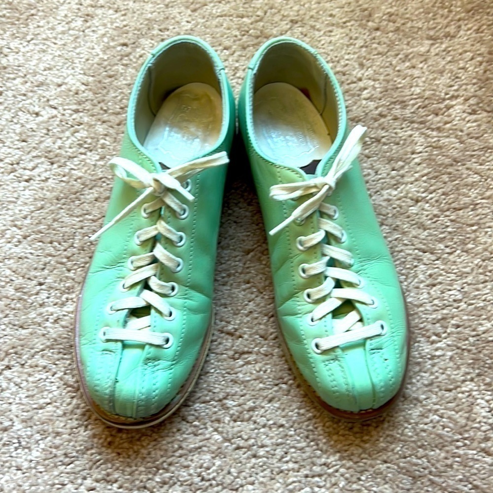 Hyde vintage leather bowling shoes